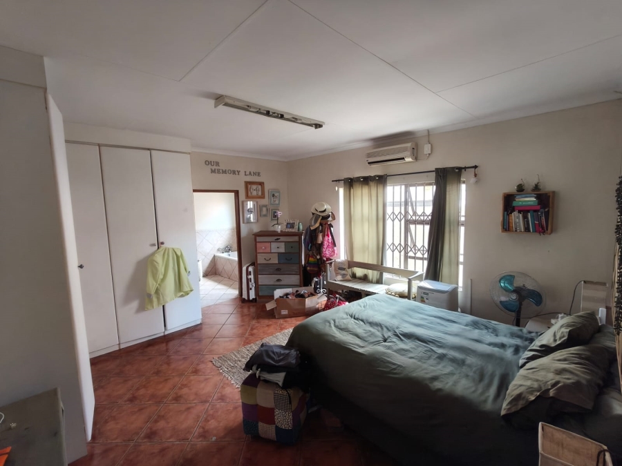 3 Bedroom Property for Sale in Safari Gardens North West